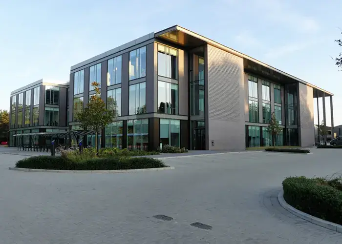 Offices & Corporate HQs